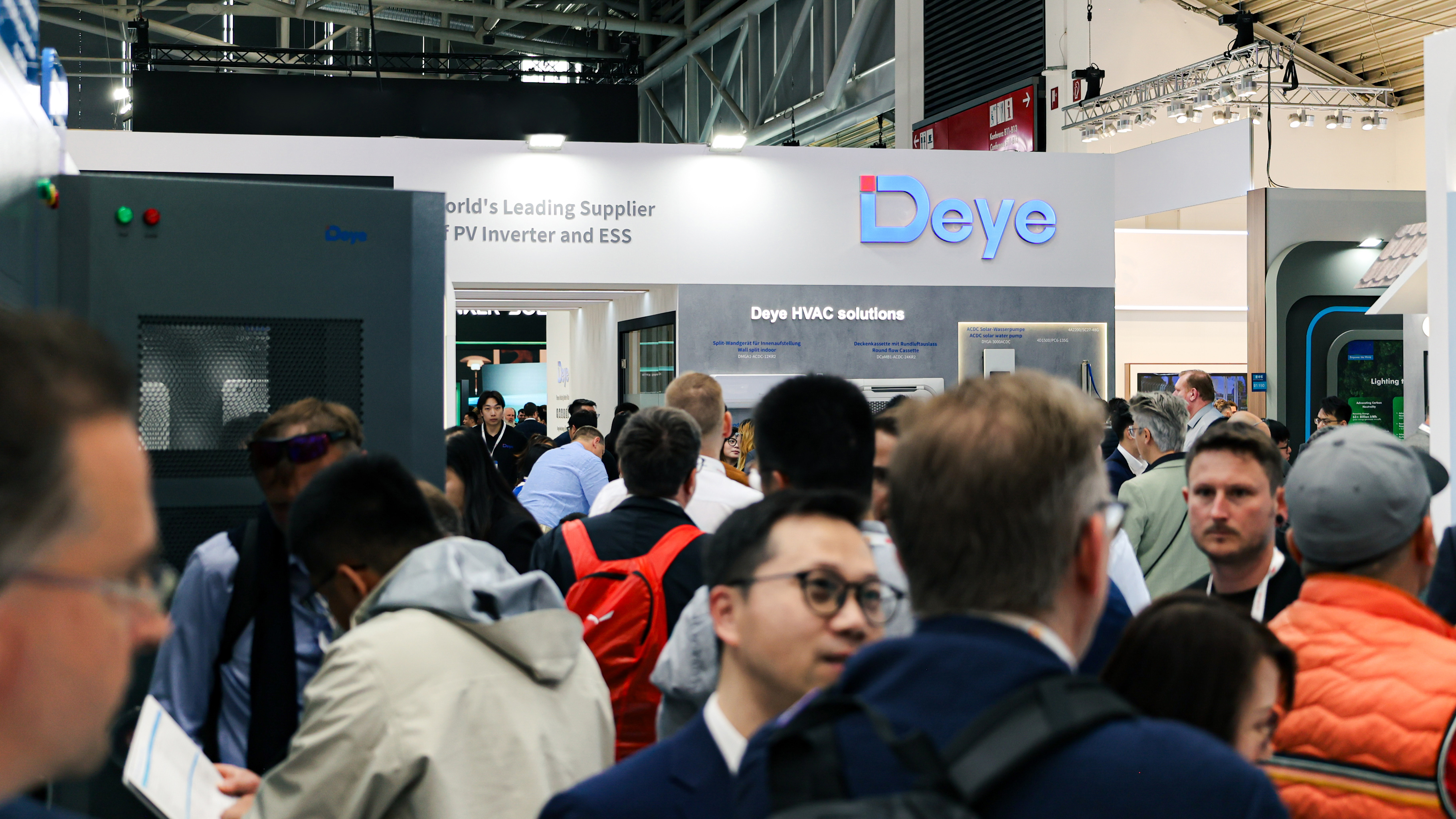 Deye brilla en el Smarter E Europe 2025 con soluciones de energía de vanguardia